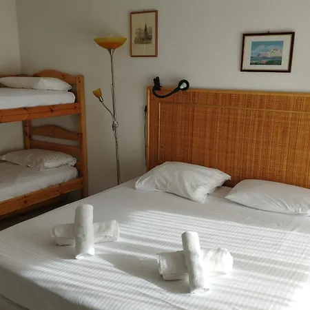 Charming 15 Mins Away From The Palais Des Festivals Appartement *